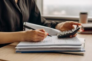 woman doing her finances